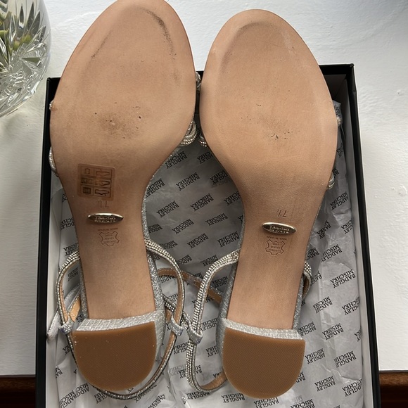 Badgley Mischka Ultima Block Heels - Picture 9 of 15